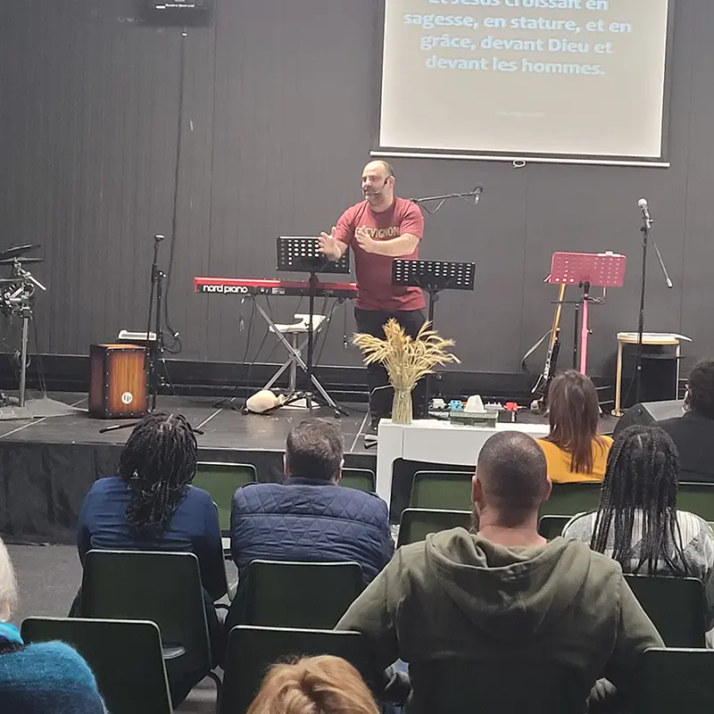 Prédication dans l'église